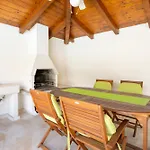 Apartments Maras